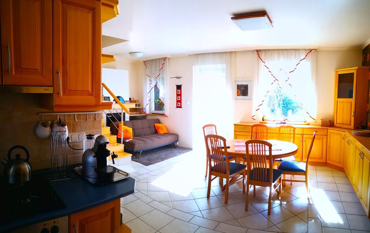 Aurora Premium Home Дьор Екстериор снимка